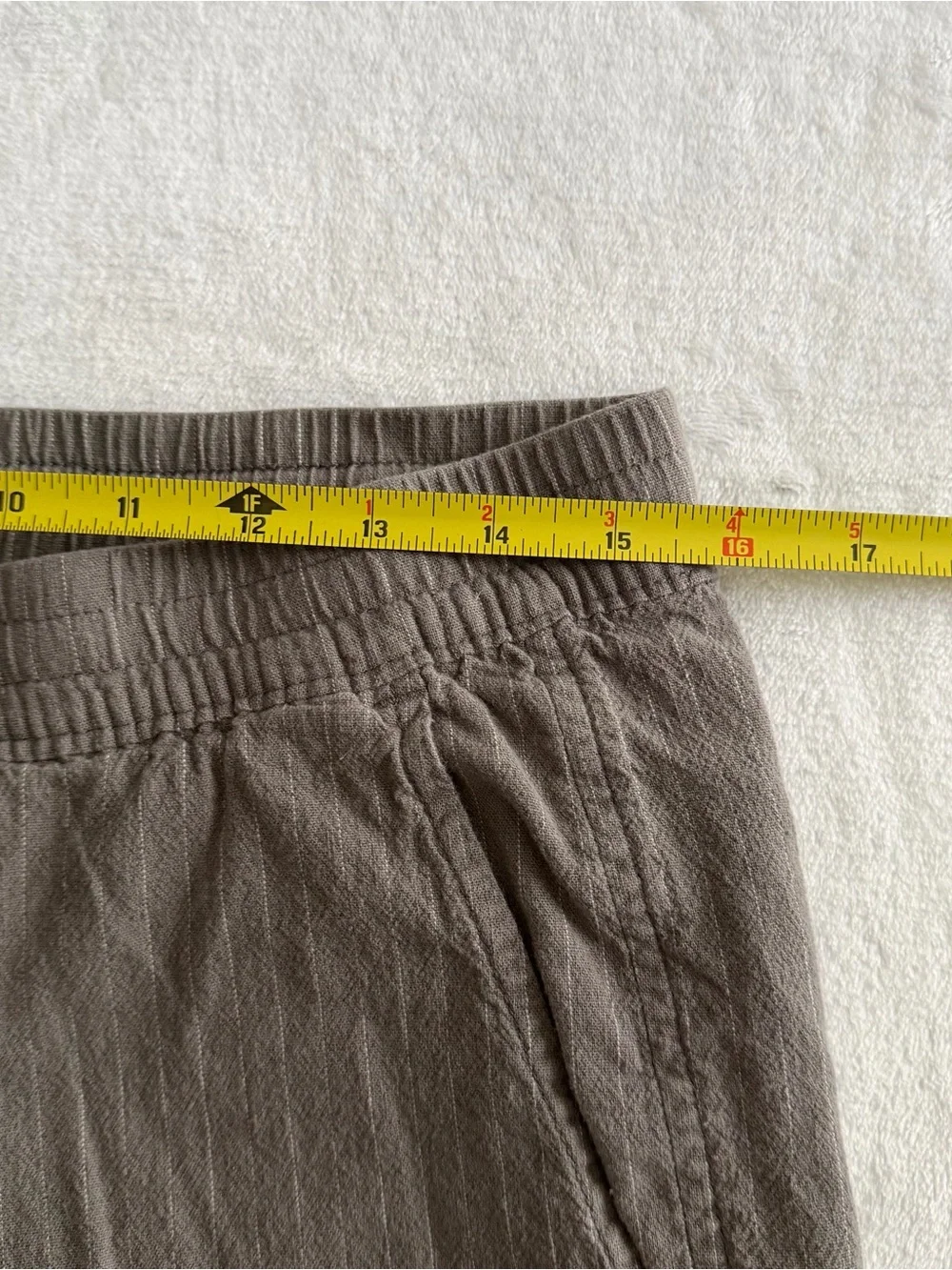 Abercrombie & Fitch Men's Flat Front Shorts Gray Pinstripe Size M Linen Blend
